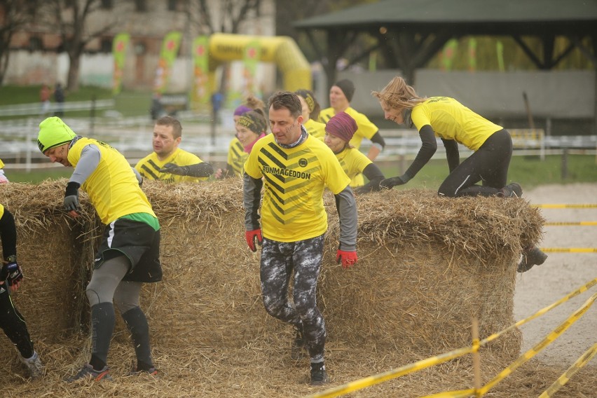 Runmageddon na Partynicach. Pierwszy dzień zmagań [GALERIA ZDJĘĆ]