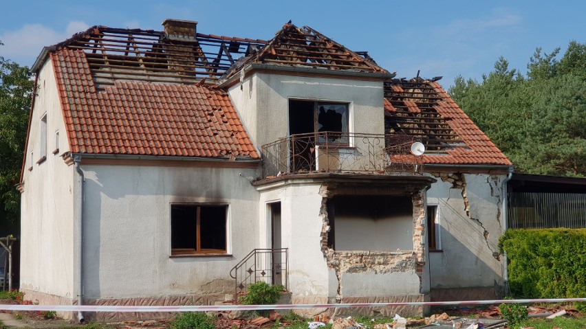 Eksplozja nastąpiła w domu jednorodzinnym w Poznowicach....