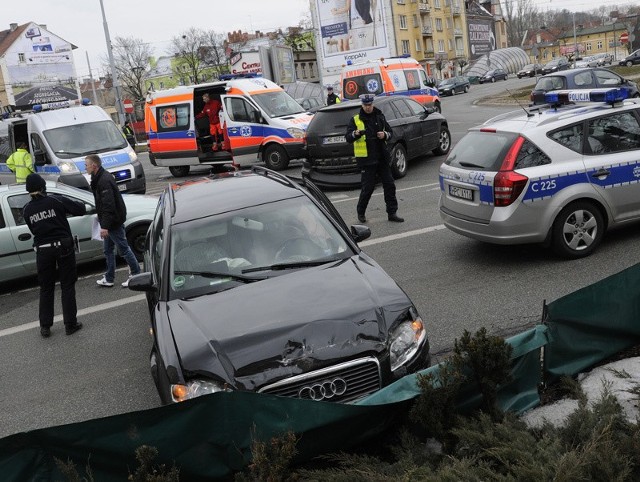 Około godziny 12.25 doszło do wypadku na rondzie Jagiellonów w Bydgoszczy.