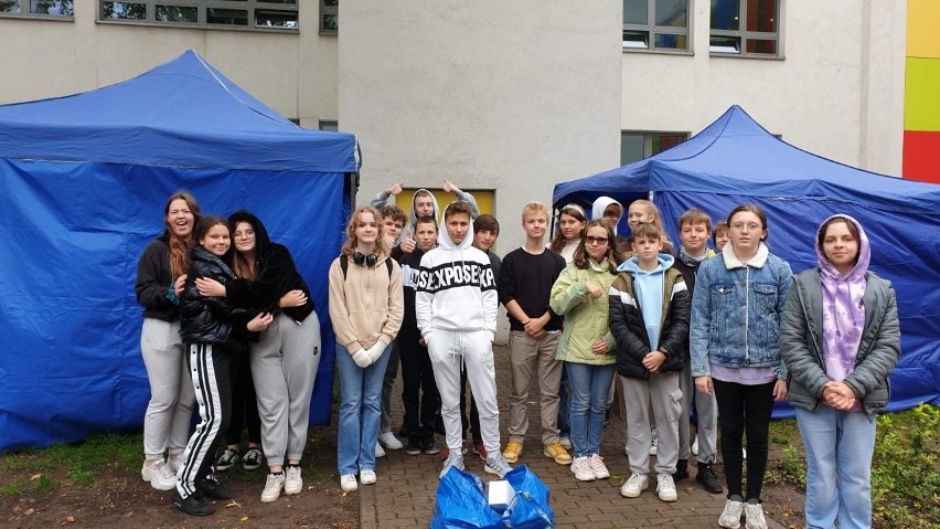 Uczniowie wrocławskich szkół zbierają kasztany. Dochód ze sprzedaży trafi do hospicjum