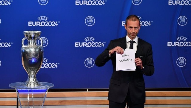Prezydent UEFA, Aleksander Čeferin znalazł się pod presją po dopuszczeniu rosyjskich drużyn juniorskich do rozgrywek międzynarodowych