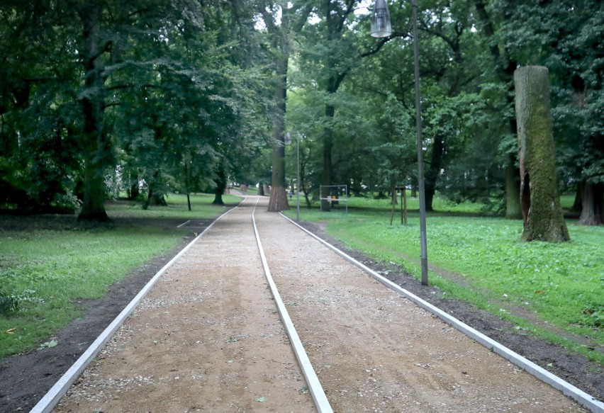 Remont alejek w Parku Żeromskiego w Szczecinie. Będzie przyjemniej spędzać tam czas [ZDJĘCIA]