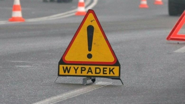 Nowa Wieś wypadek. Zderzenie dwóch aut na trasie do Krynicy-Zdroju. Jedna osoba jest ranna