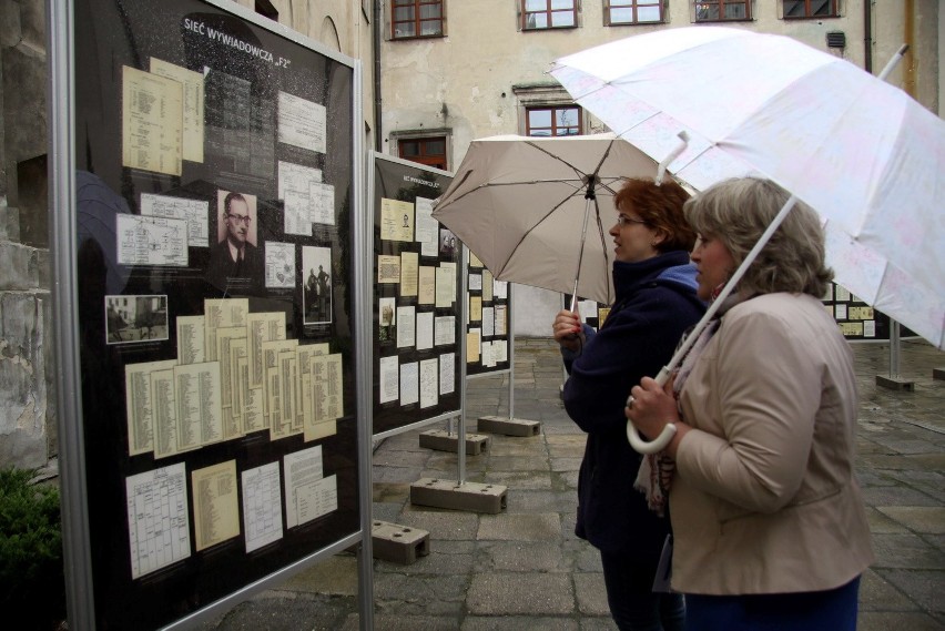 Wystawa „Polska emigracja we Francji 1939-1989" w Archiwum Państwowym (ZDJĘCIA)