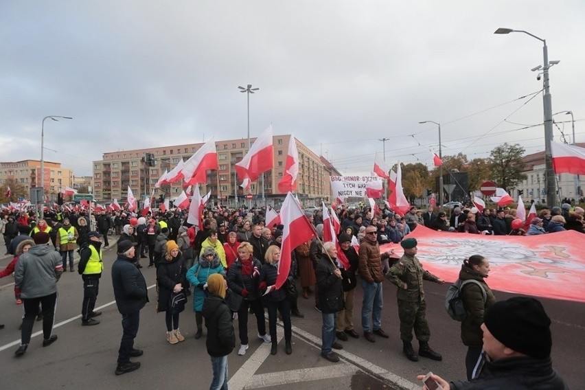 Utrudnienia w ruchu w Szczecinie związane z obchodami Święta...