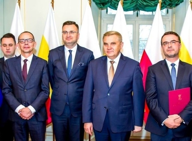 Prezydent Tadeusz Truskolaski i jego czterej zastępcy: Przemysław Tuchliński, Zbigniew Nikitorowicz, Rafał Rudnicki i Adam Musiuk ( styczeń 2019 roku)