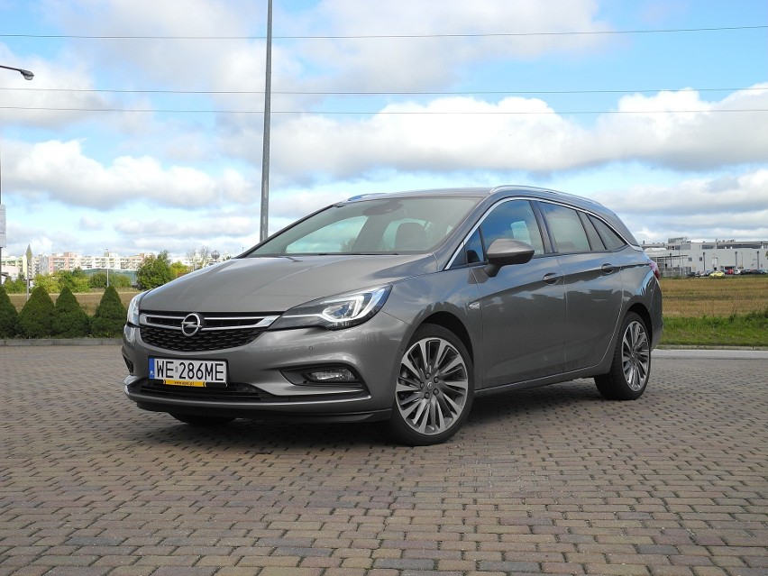 Opel Astra Spors Tourer...