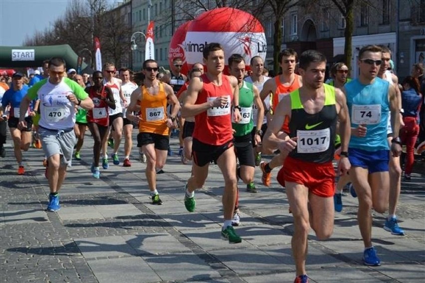 42-200 Maraton Częstochowskie: Pierwszy maraton w historii Częstochowy i regionu