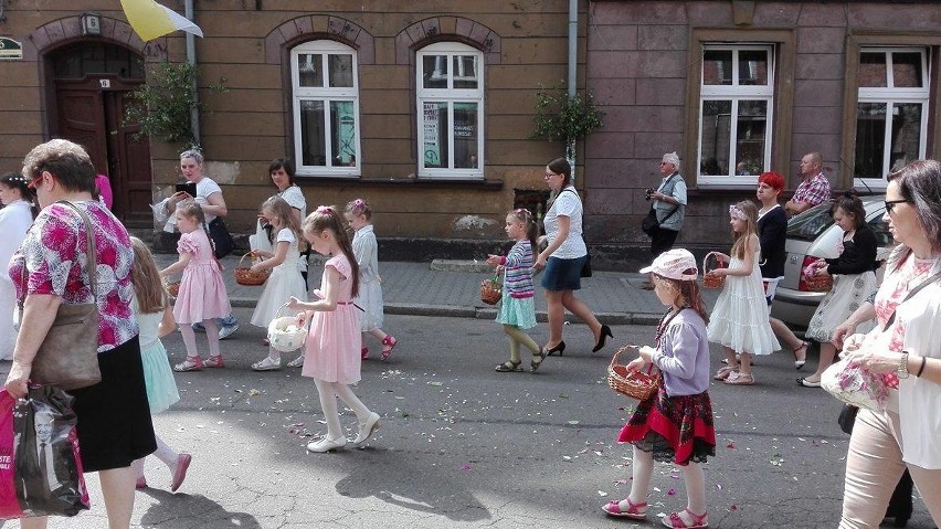 W czwartek 15 czerwca  obchodzimy uroczystość Najświętszego...