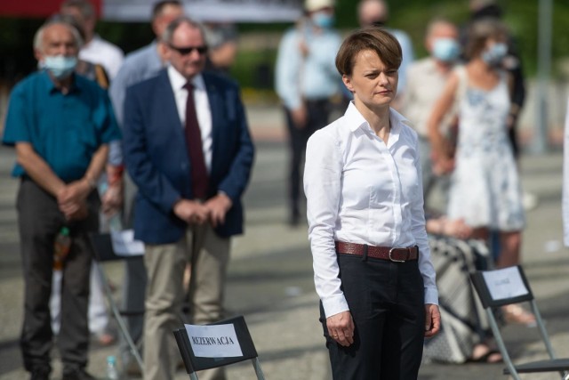 Potwierdziły się doniesienia dotyczące politycznej przyszłości Jadwigi Emilewicz. Wicepremier i minister rozwoju postanowiła rozstać się z Porozumieniem Jarosława Gowina. 