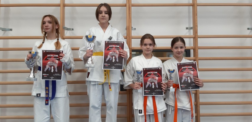 Nowosądecki Klub Karate Kyokushin udanie podsumował rok. Trener zadowolony [ZDJĘCIA]