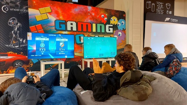 Z okazji ferii specjalnie w Atrium Biała w w Białymstoku przygotowano dla młodzieży salon gier komputerowych, konsolowych, manualnych i VR. Rozrywka jest całkowicie darmowa.