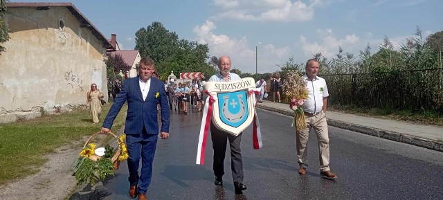 Korowód dożynkowy w Sędziszowie. To było wyjątkowe widowisko. Zobaczcie na kolejnych zdjęciach.