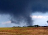 USA. Tornado niszczyło wszystko na swojej drodze. Łowcy uchwycili je w Nebrasce (wideo)