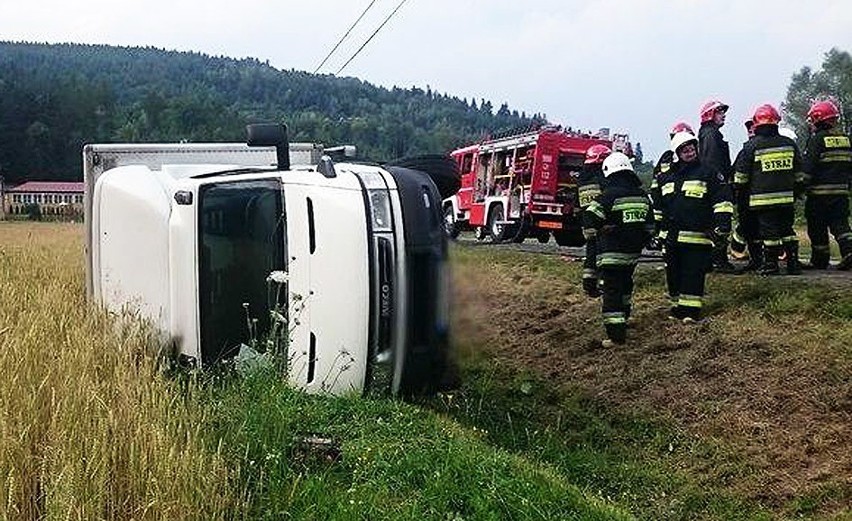 DK 75. Wyglądający groźnie wypadek na szosie krakowskiej [ZDJĘCIA]