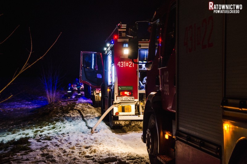 Gorłówko. Tragiczny pożar. Dach zawalił się do środka (zdjęcia)