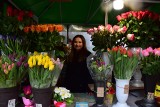 Dzień Kobiet 2022. Goździki, a może czerwone róże? W Lublinie wybór kwiatów jest ogromny