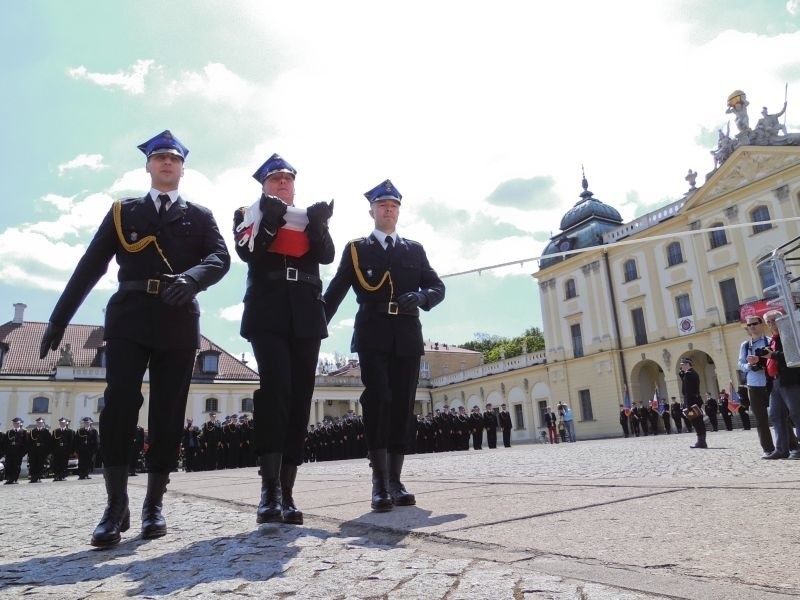 140 lat Zawodowej Straży Pożarnej w Białymstoku. Wojewódzkie Obchody Dnia Strażaka 2015 (zdjęcia, wideo)