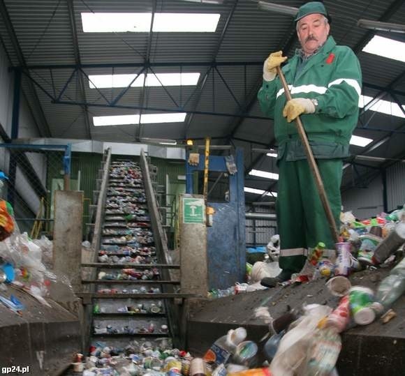 Segregacja odpadów na słupskim wysypisku śmieci