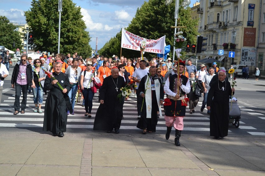 Pielgrzymka Krakowska dotarła na Jasną Górę [ZDJĘCIA]