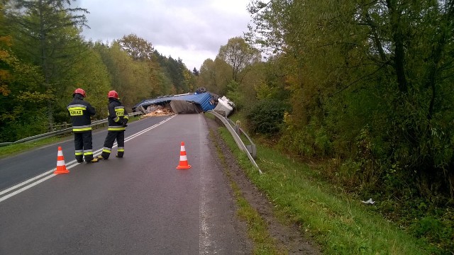 Wypadek w Jureczkowej. Zdjęcie otrzymaliśmy od Internauty.