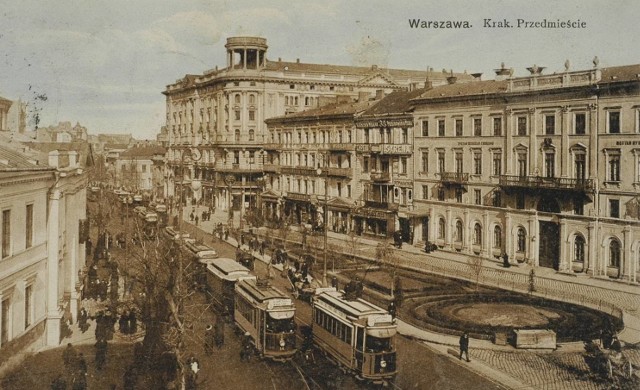 Hotel Bristol w perspektywie Krakowskiego Przedmieścia, 1910 rok
