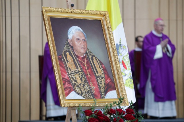 Według abp Gądeckiego Benedykt XVI często powtarzał, że "bez prawdy nauka, sztuka, moralność i religia popadają w fałsz".