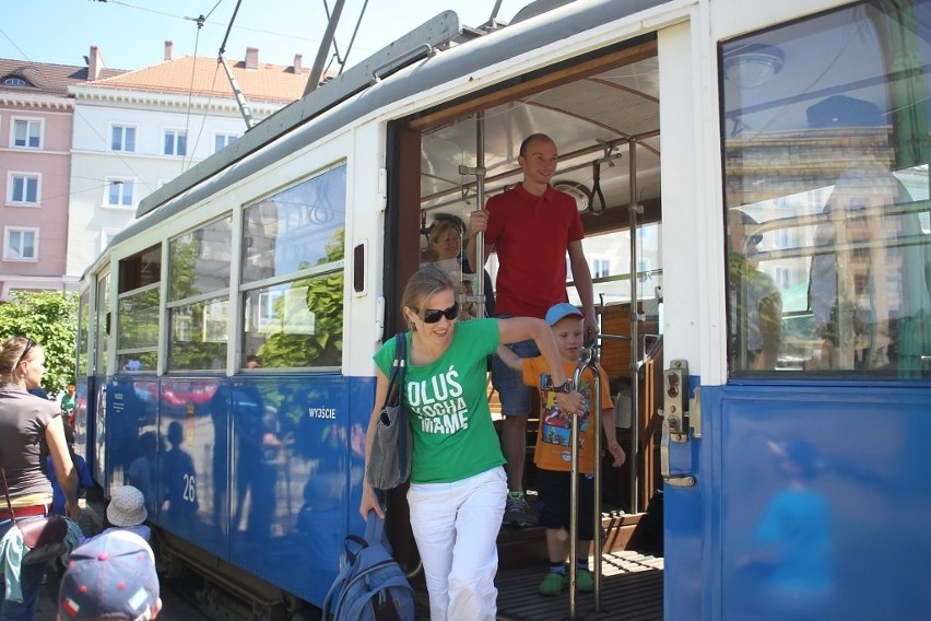 MPK Poznań: Niezwykły tramwaj wyjechał na poznańskie ulice....