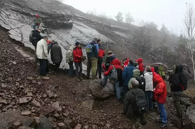 Na pokazanie tropów i wyjaśnienie co się tu działo mogą liczyć tylko ci, którzy przyjadą do Zachełmia w towarzystwie przewodnika lub geologa.