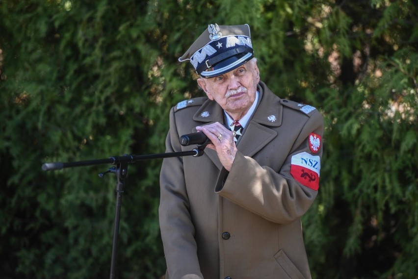Generał Jan Podhorski, 21 czerwca 2019 roku, obchodzi 98....