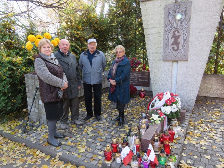 Cmentarze przy Francuskiej i Sienkiewicza w Katowicach: odwiedzamy bliskich, wolontariusze kwestują