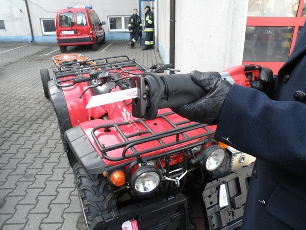Super wóz dla straży pożarnej. Kosztował 2,4 mln zł