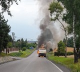 Wyźrał. To mogło skończyć się tragicznie! Ciężarówka w ogniu na drodze powiatowej [ZDJĘCIA] AKTUALIZACJA 22.07.2021