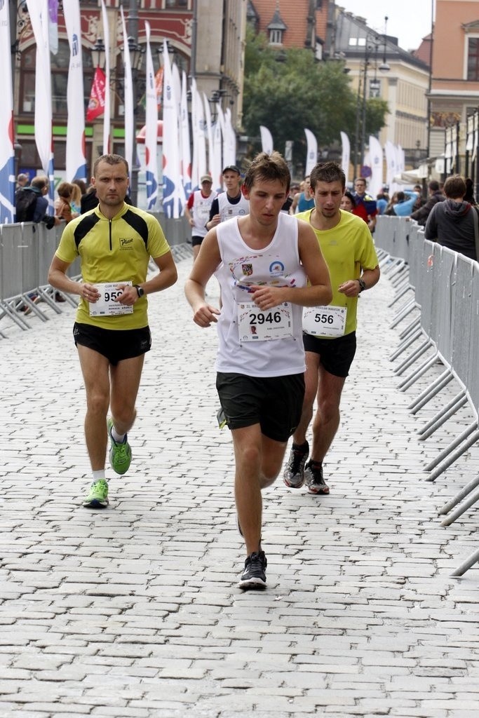 Maraton Wrocław - ZDJĘCIA - zawodnicy z numerami 401 - 600