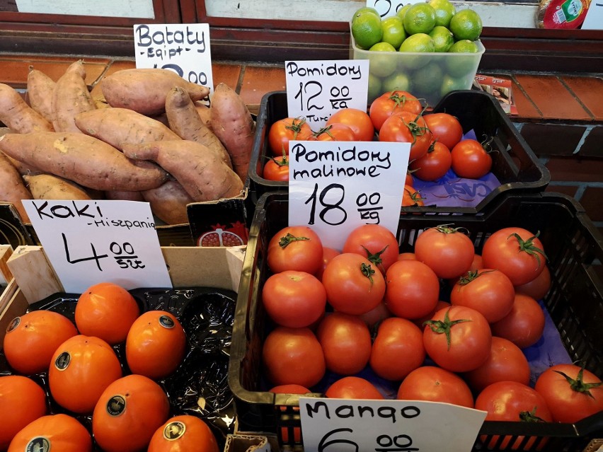 Kraków. Ceny warzyw i owoców na placach targowych