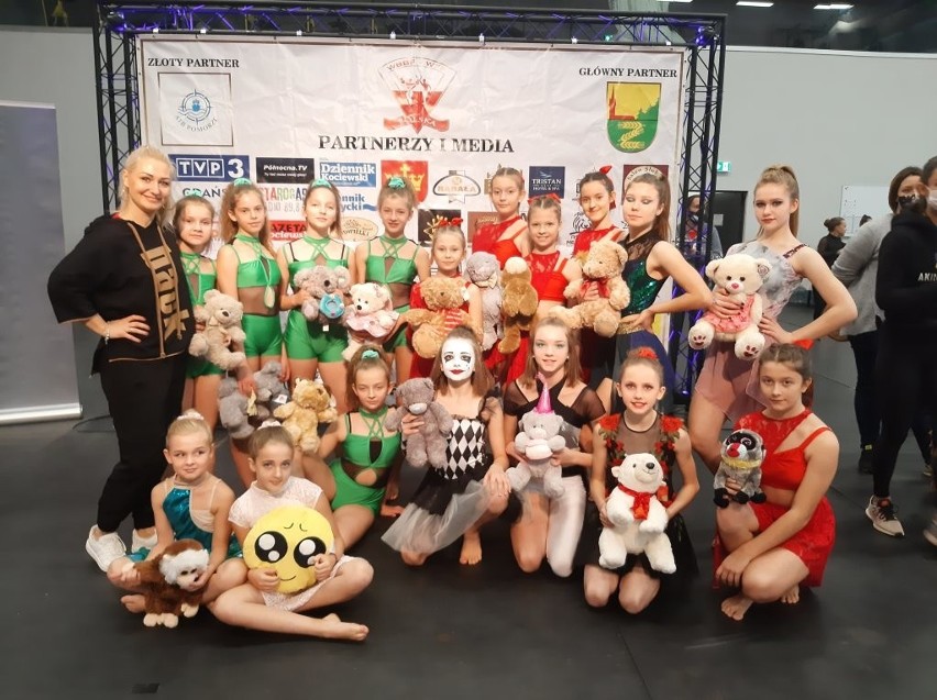  Sukces wychowanek MDK w Międzynarodowych Mistrzostwach Polski w fitness gimnastycznym federacji WBBF WFF