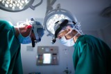 Pacjenci mogą dostać nawet 200 tys. zł szybkiej rekompensaty za błąd medyczny. Ustawa o prawach pacjenta przyjęta przez Sejm