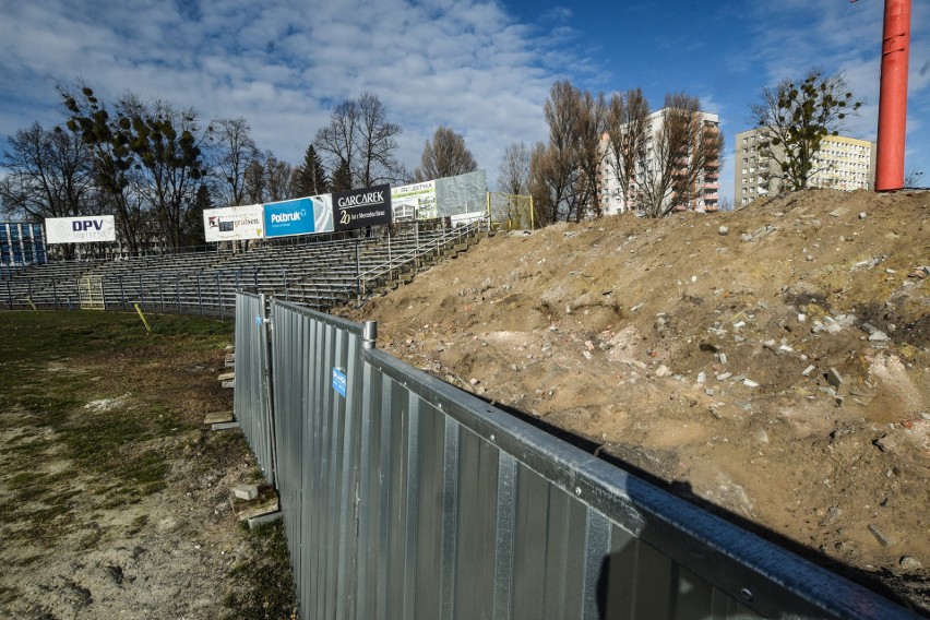 Trwa przebudowa stadionu Polonii Bydgoszcz. Przez pierwszy...