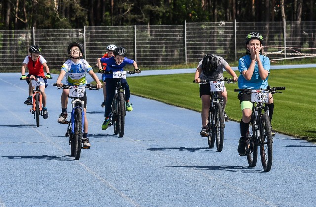 Impreza co roku cieszy się coraz większą popularnością. Na stadionie CWZS Zawisza odbył się finał tegorocznych zawodów rowerowych dla dzieci "Czar dwóch kółek".