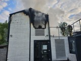 Pożar we Władysławowie. Spłonął budynek przy torze gokartowym. W środku była restauracja [zdjęcia]