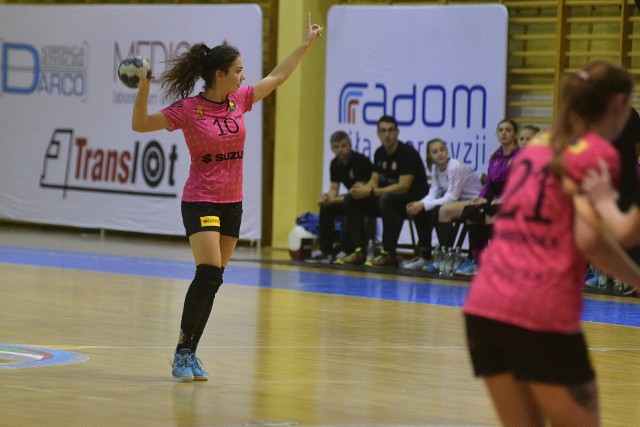 Na zdjęciu Michalina Pastuszka z Suzuki Korony Handball Kielce.