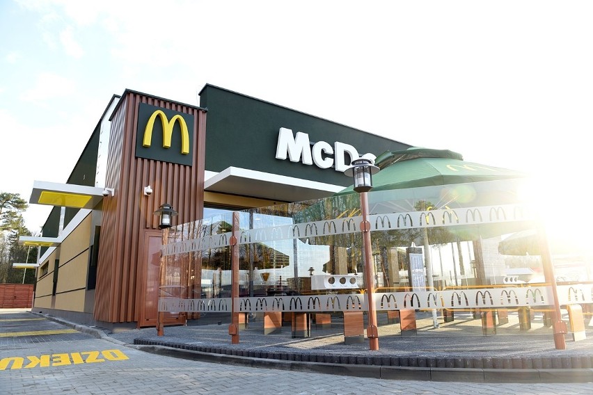 W Starym Sączu otwarto McDonald’s. Obsługuje go 50 pracowników