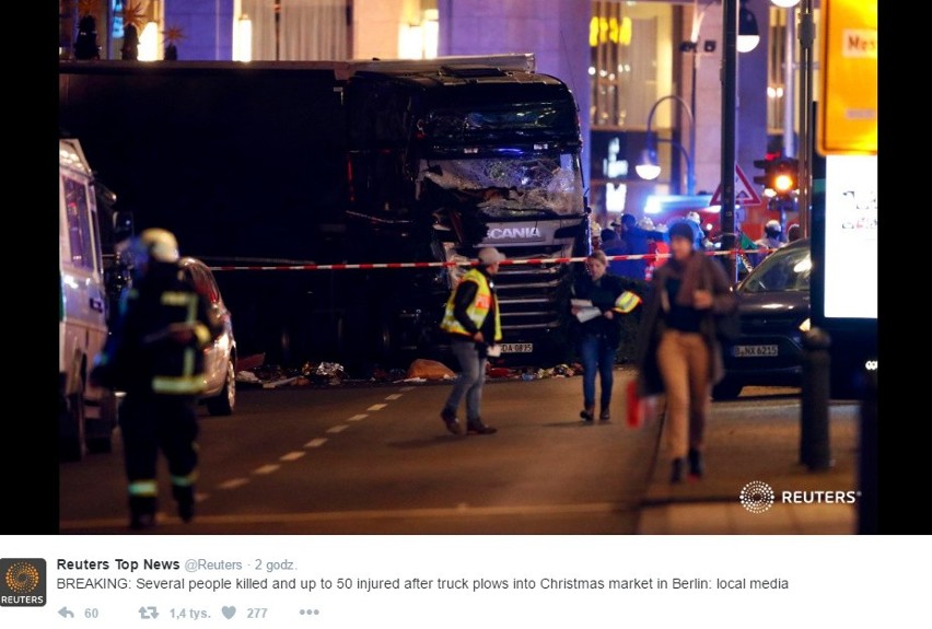 Berlin: Ciężarówka wjechała w tłum na jarmarku. Są ofiary (WIDEO, ZDJĘCIA)
