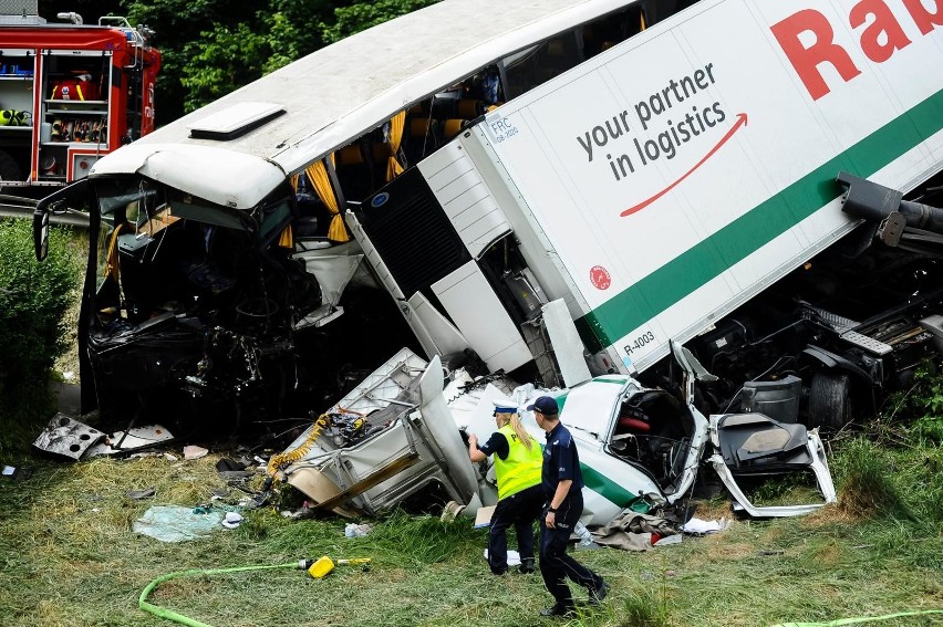 Wypadek w Tenczynie na zakopiance: znamy prawdopodobną...