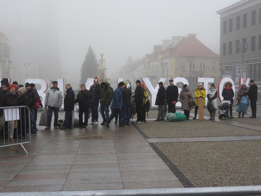 Białostoczanie przyszli zarówno z dużymi, jaki małymi...