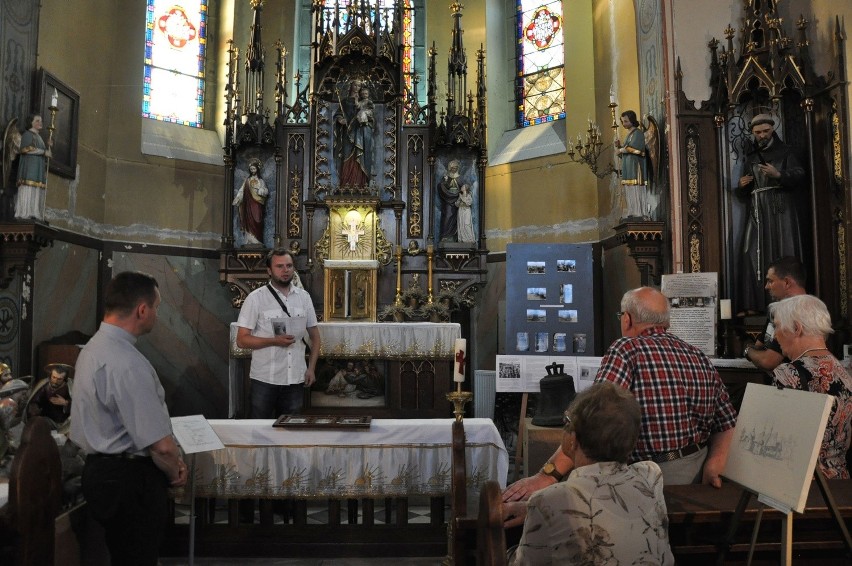 - Niepozorny z zewnątrz budynek kaplicy starego szpitala w...