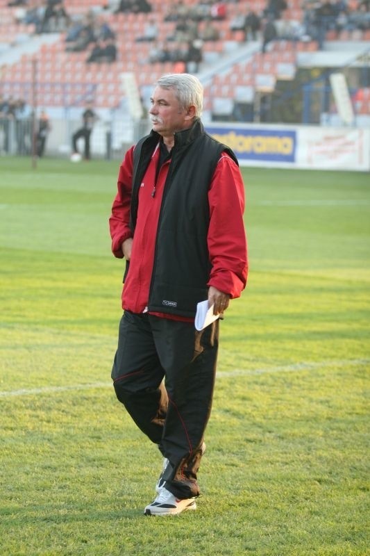 Wiesław Wojno jest jednym z trzech kandydatów na trenera KSZO.