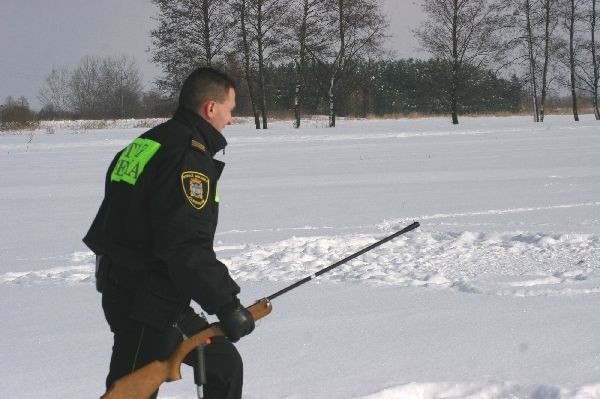 Oblawa na psa z podejrzeniem wścieklizny...