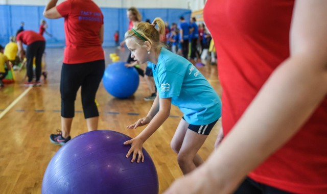 W sobotę, 12 maja przy ulicy Cichej w Bydgoszczy odbył się III Kujawsko-Pomorski Dzień Młodego Sportowca. W zmaganiach wzięli udział niepełnosprawni zawodnicy. Wideo: Info z Polski 10.05.2018