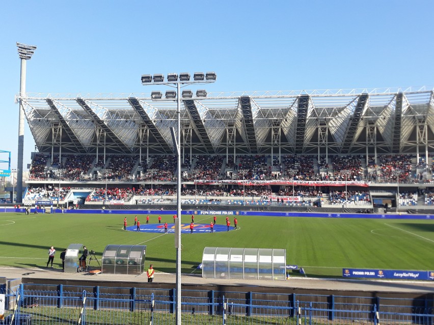 Relacja na żywo z meczu 1/16 finału Pucharu Polski: Apklan Resovia - Lechia Gdańsk [LIVE]